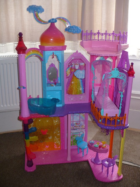 barbie dreamtopia rainbow cove castle